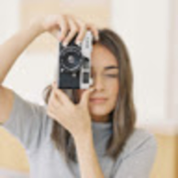 Meet your Posher, Esmeralda - Picture 1 of 1